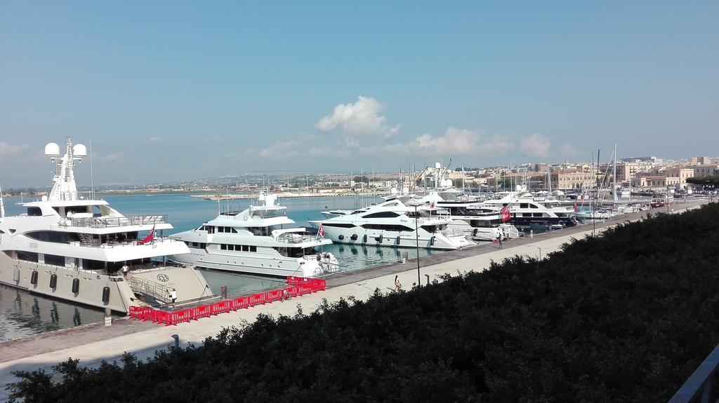 Appartamento Dammuso Isola Di Ortigia Syrakuzy Zewnętrze zdjęcie