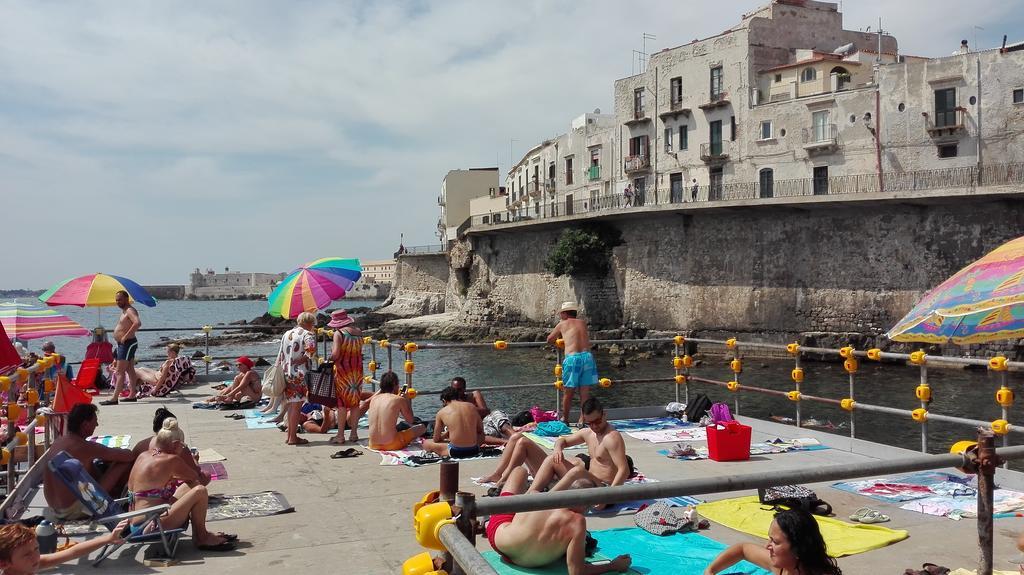 Appartamento Dammuso Isola Di Ortigia Syrakuzy Zewnętrze zdjęcie